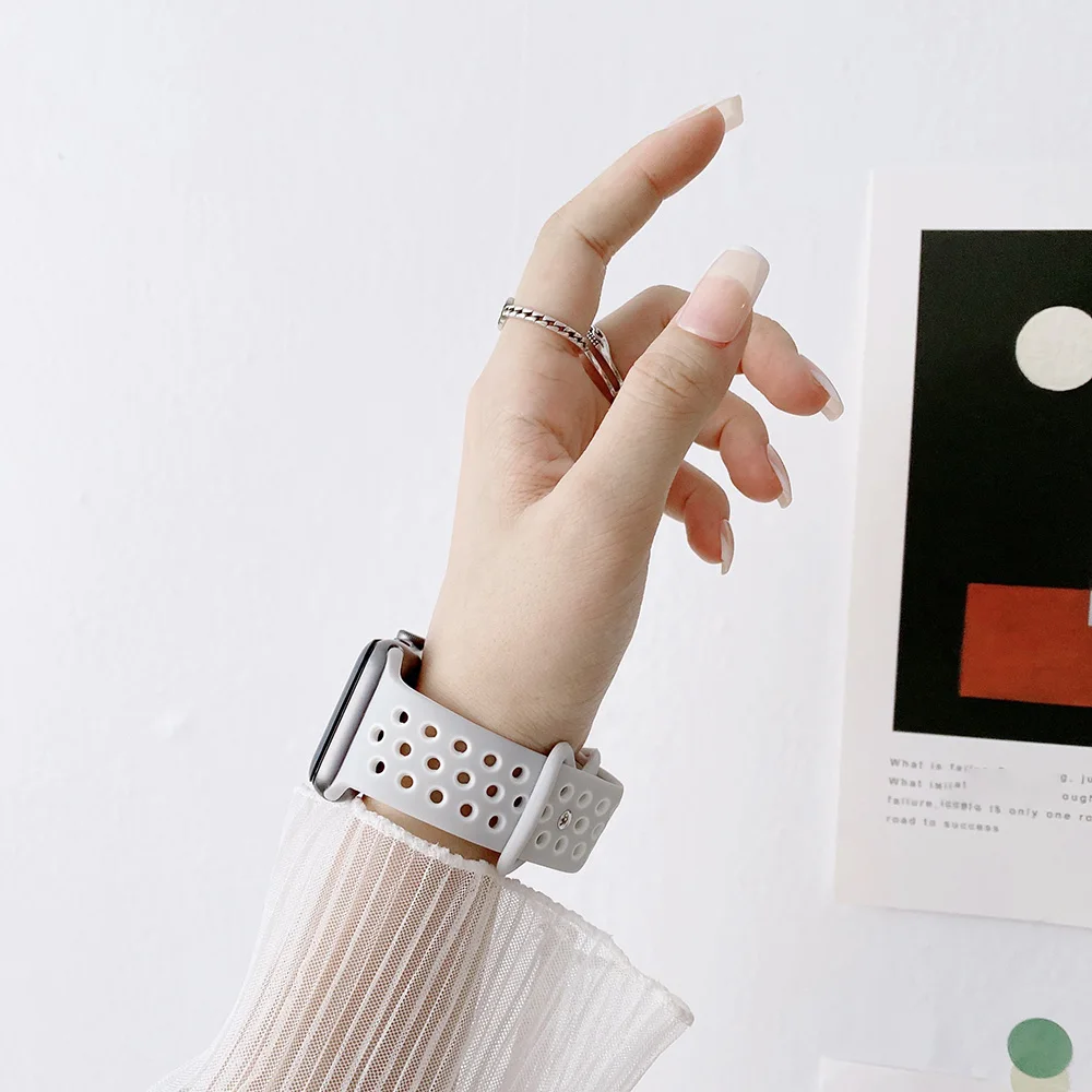 Silicone Strap For Apple Watch Band 44mm 40mm 42mm 38mm 44 mm watchband Breathable bracelet Apple watch 6 Strap iWatch 7 5 4 se