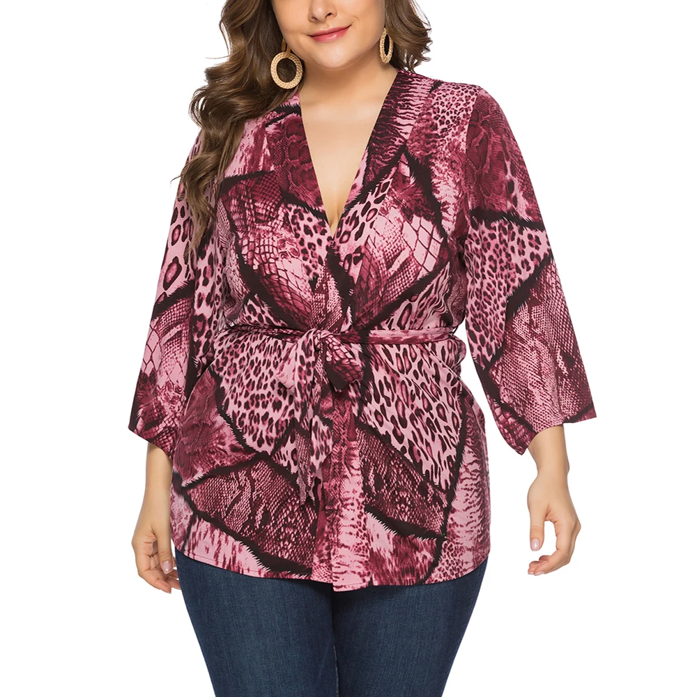 Женская блузка со змеиным принтом V-образным вырезом и рукавом 3/4 | одежда
