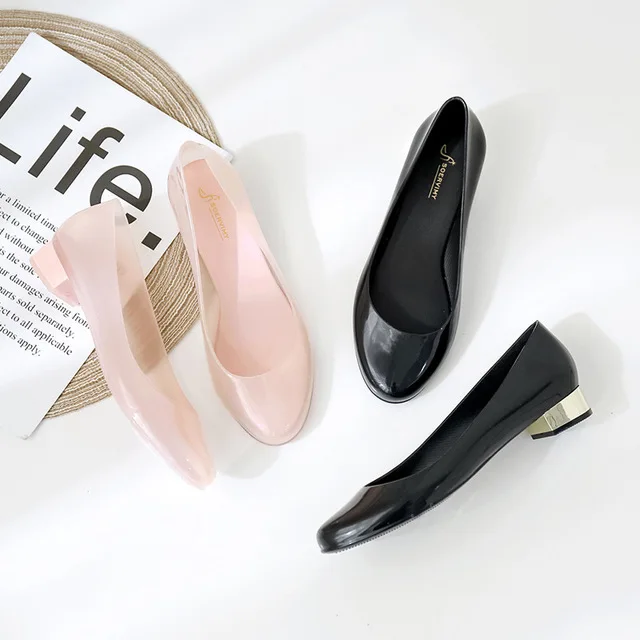 

Round head thick with shallow mouth single shoes 2019 new jelly plastic beach shoes