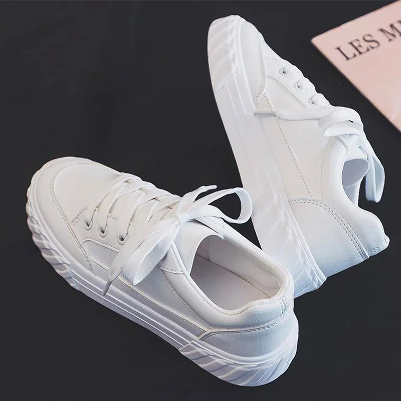 

2020 new arrival fashion unisex White sneakers man spring PU leather shoes men casual sneakers