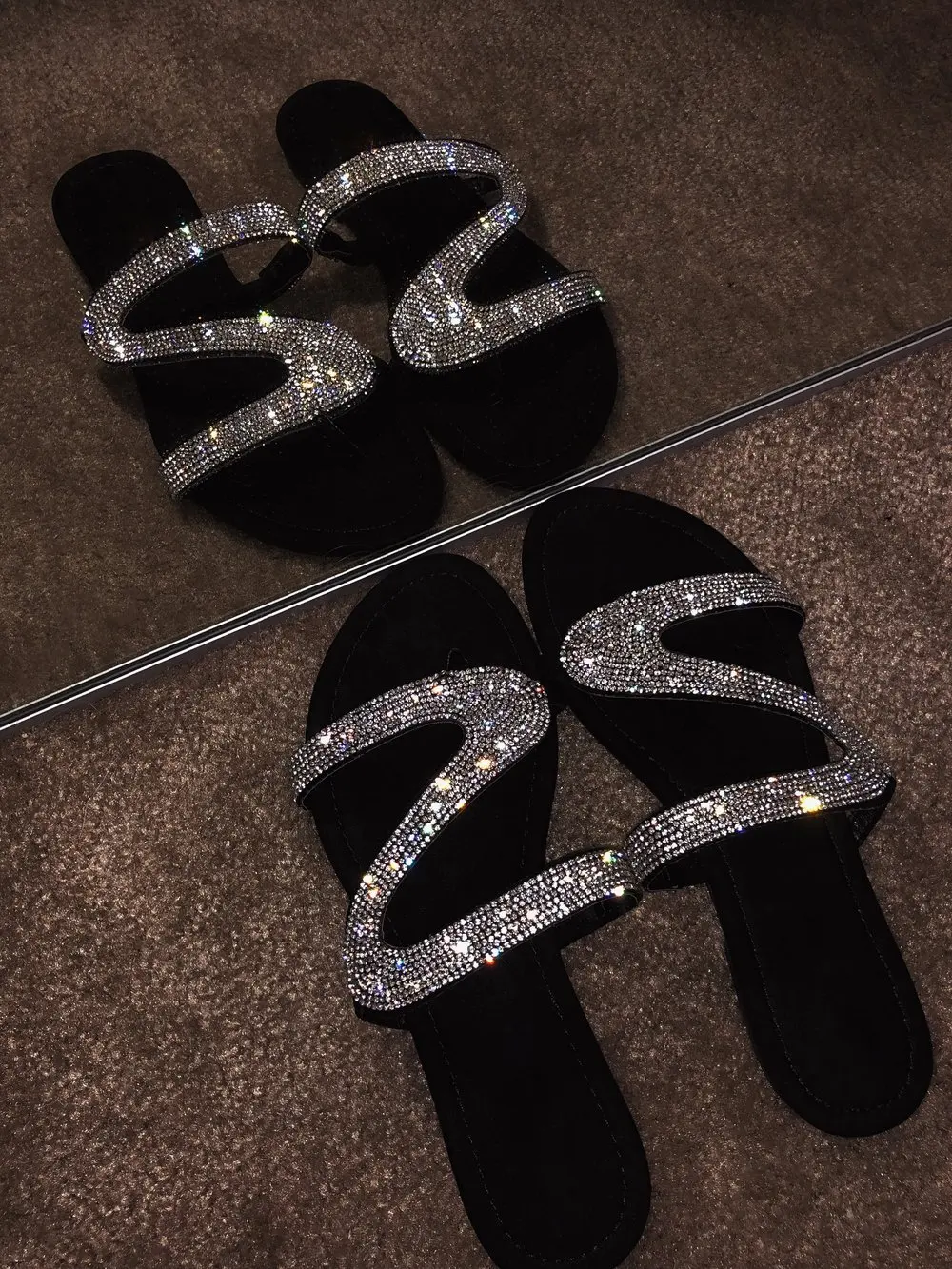 Beste 2019 Vrouwen Slippers Nieuwe Sandalen Vrouwen Heldere Diamant Casual Outdoor Reizen Slippers Strand Schoenen antislip Duurzaam Slippers