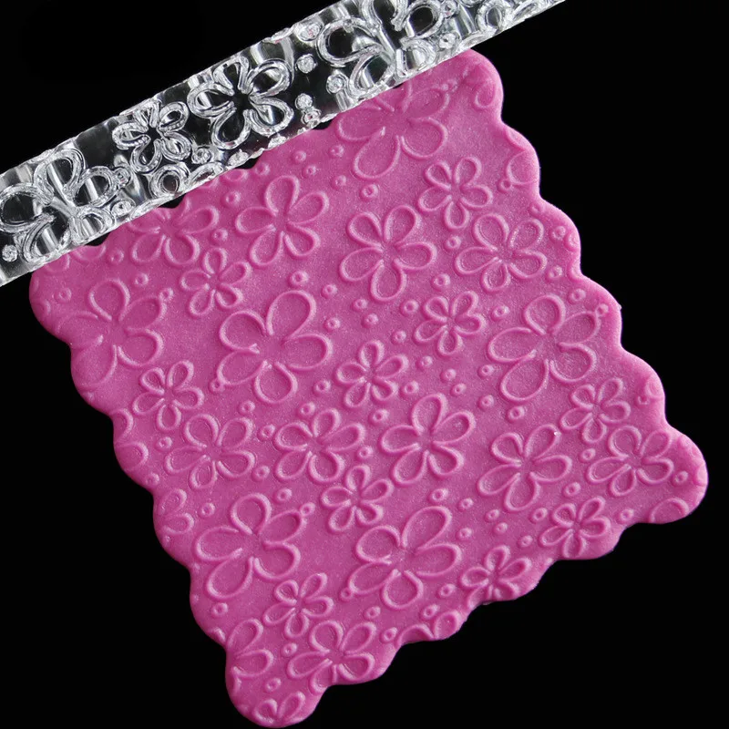 

Cute Flower Shape Embossing Rolling Pins Cake Decorating Tool Fondant Rolling Pins Cake Sugarcraft Embossing Cake Tools 9015