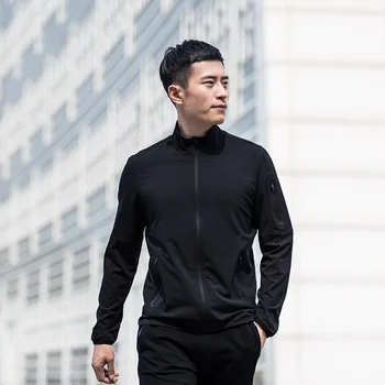 

Men's Running Training Jacket Lightweight High Performance Composite Fabric 4 Waterproof Sports Jacket Zipper Pocket Outwear