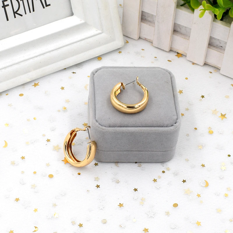 HUANZHI Новая мода преувеличенный позолоченный металл минималистичный геометрический круг серьги-кольца для женщин девочек свадебные украшения