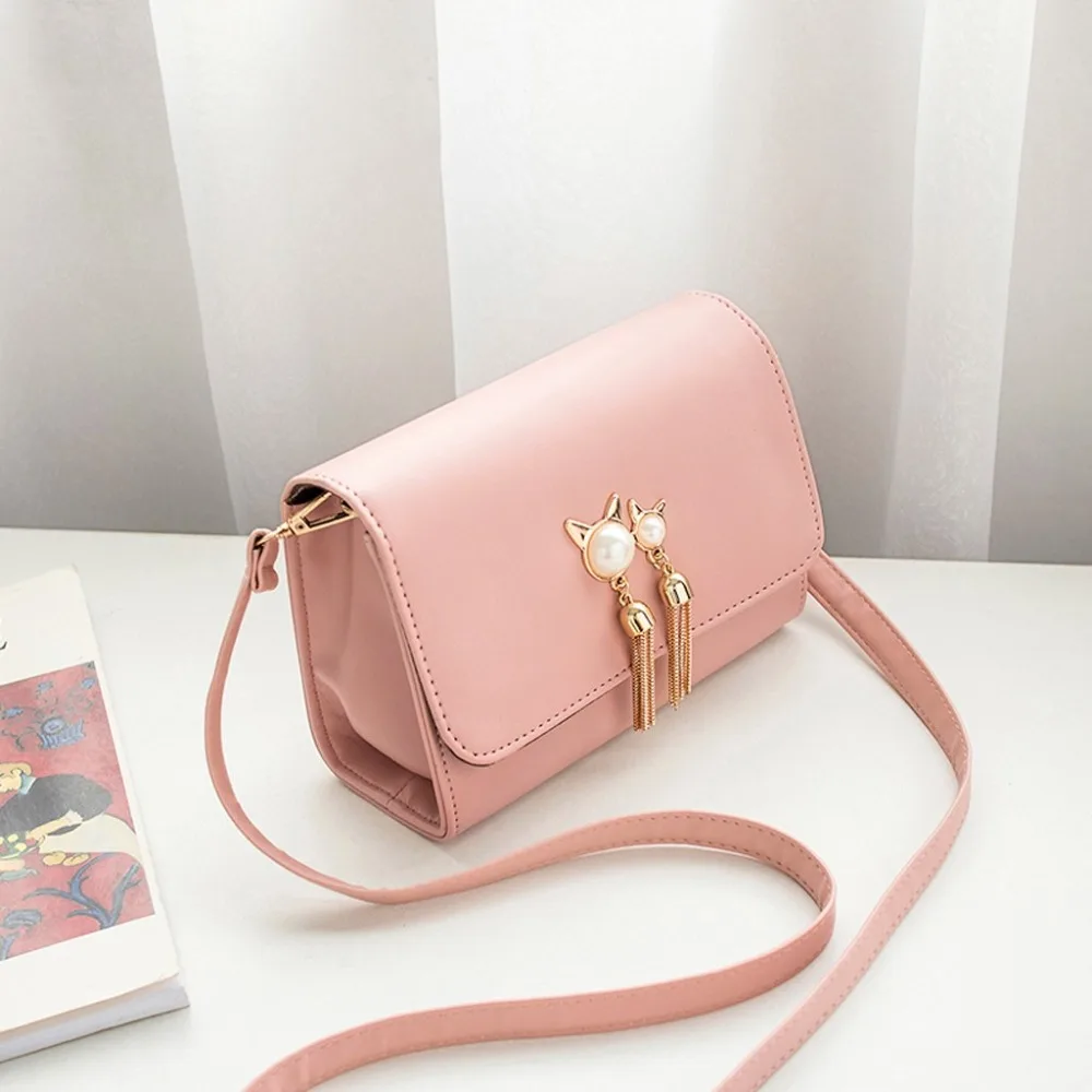 LCQ200108092_0448338161013611859