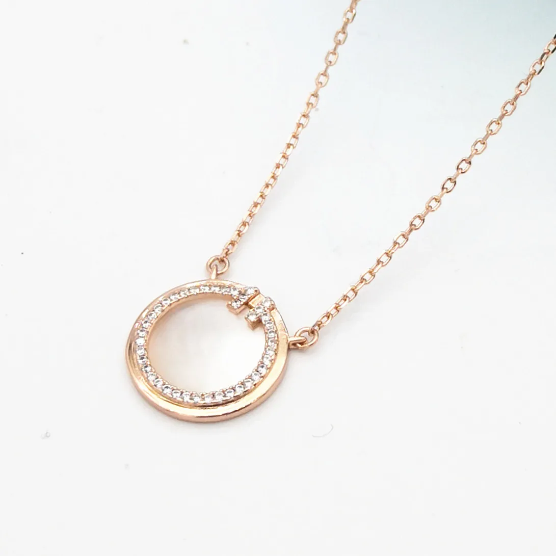 

Ms S925 pure silver rose golden classic round Mosaic zircon white conch necklace pendant lovers fashion jewelry gifts