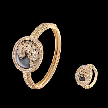 

Luxurious animal bracelet and ring jewelry set painted in the circle leopard head zirconium micro inlay classic fashion jewelry