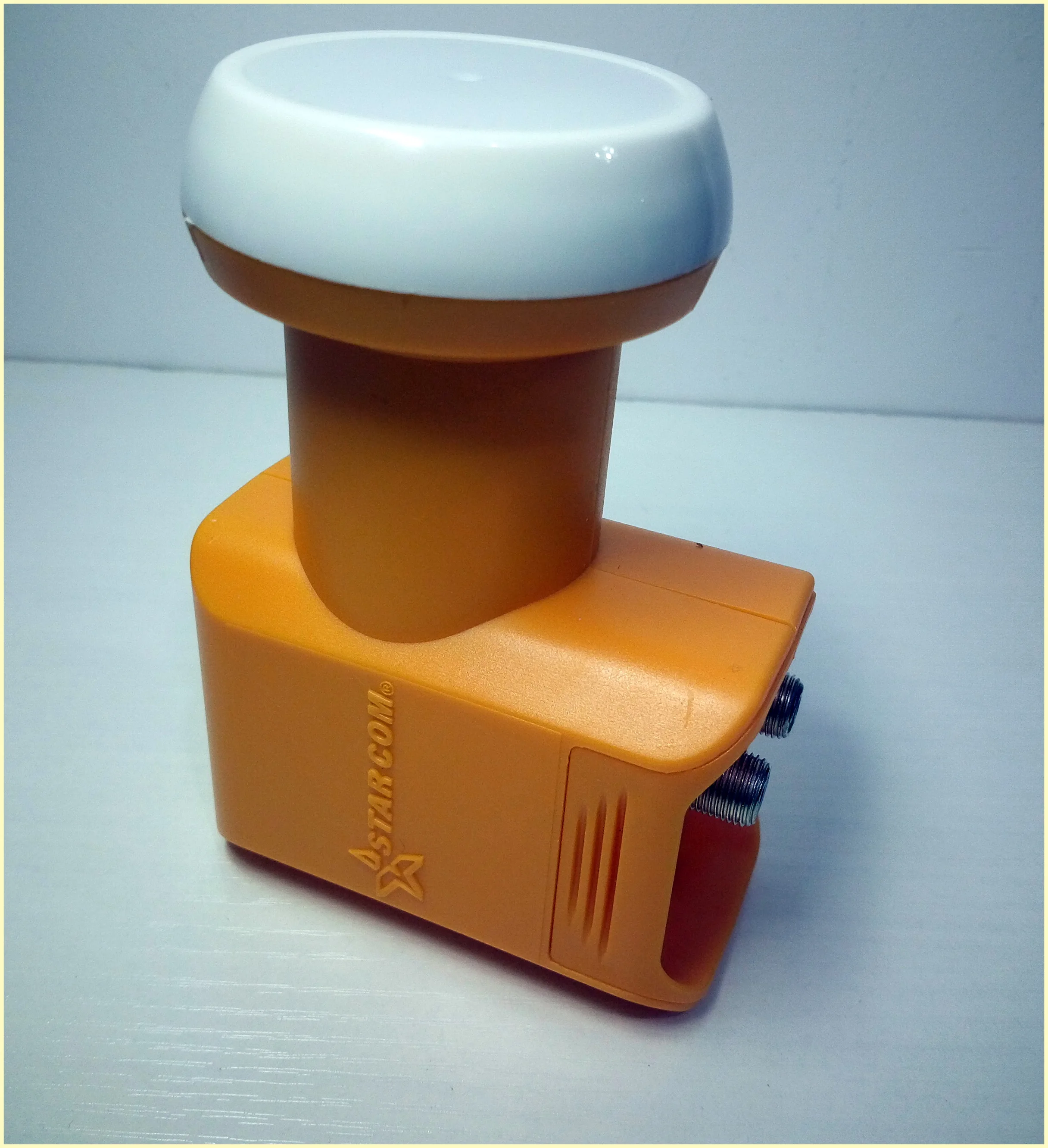 STARCOM SR-3602 Full HD универсальный KU Band двойной LNB водонепроницаемый высокий низкий уровень шума спутниковый LNB