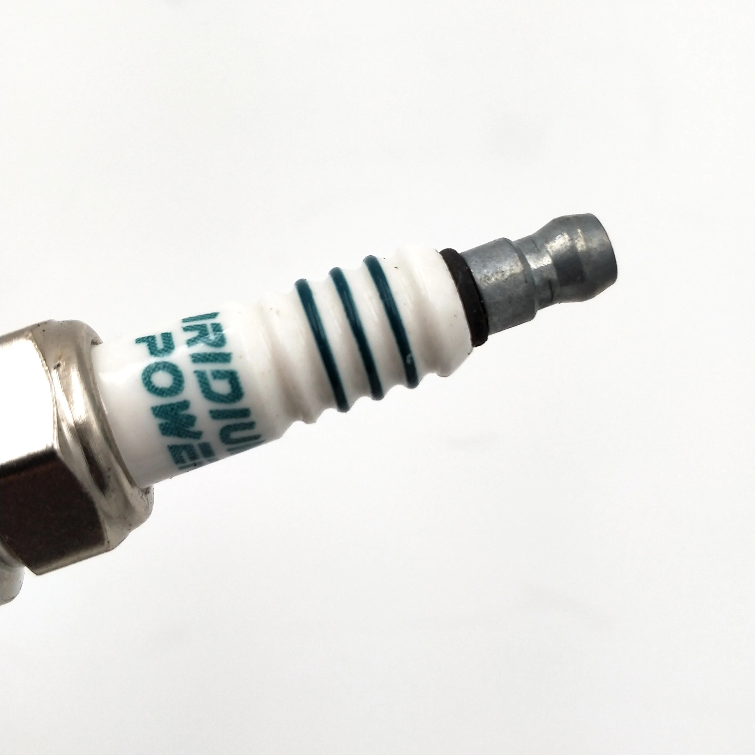 4 шт./лот Spark Вилки IK20L 5358 Iridium Power Spark Вилки