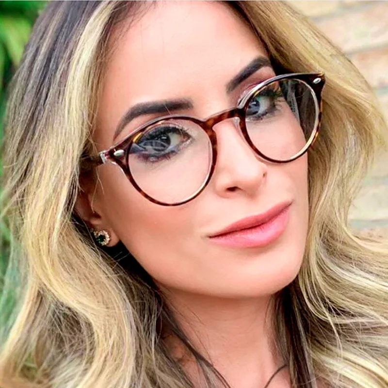

2019 Spectacle Classic Women Round Eyeglasses Frame Vintage Brand Design Fashion Men Nail Decoration Optical Black Clear Glasses