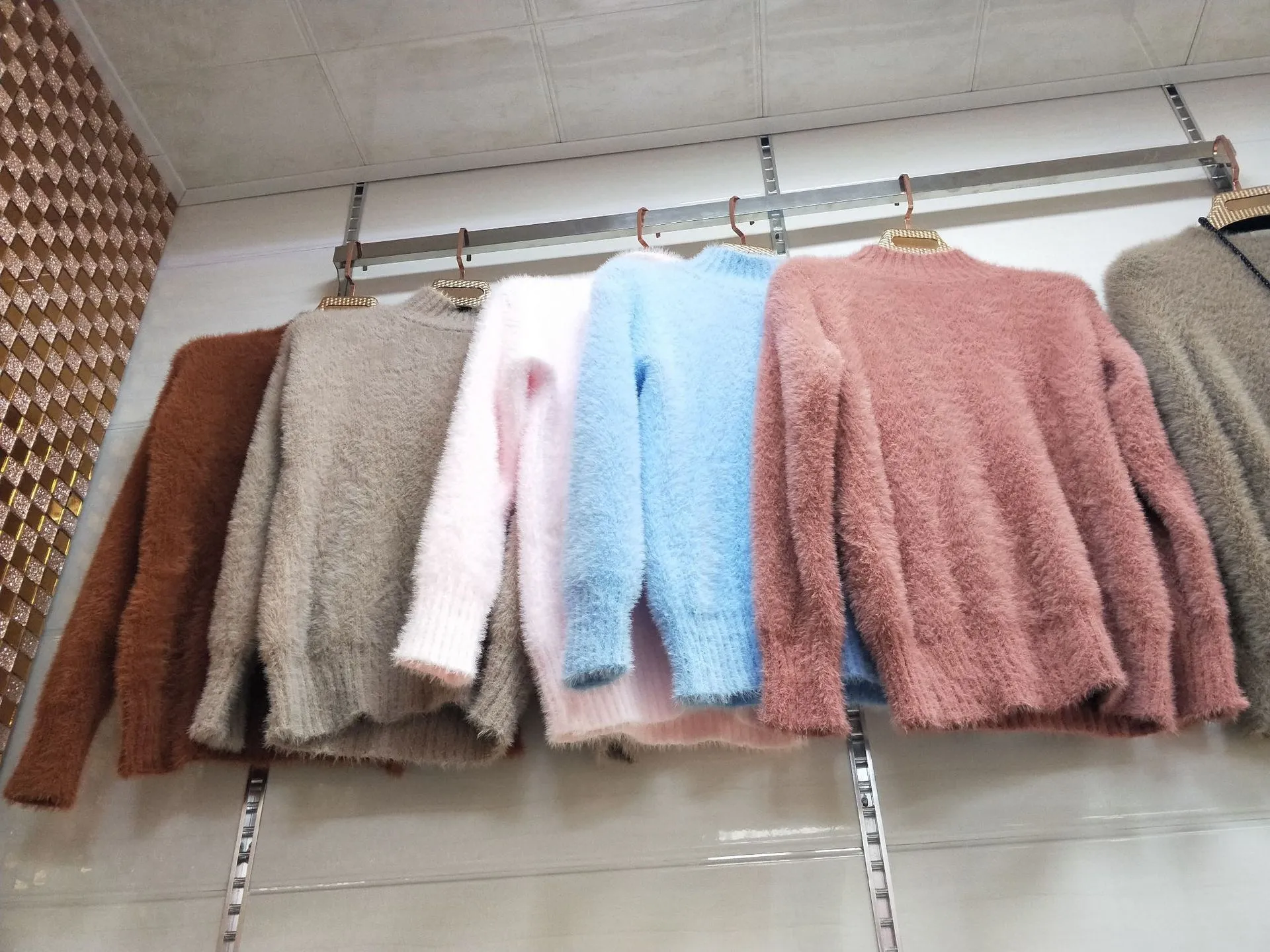 aeProduct.getSubject()