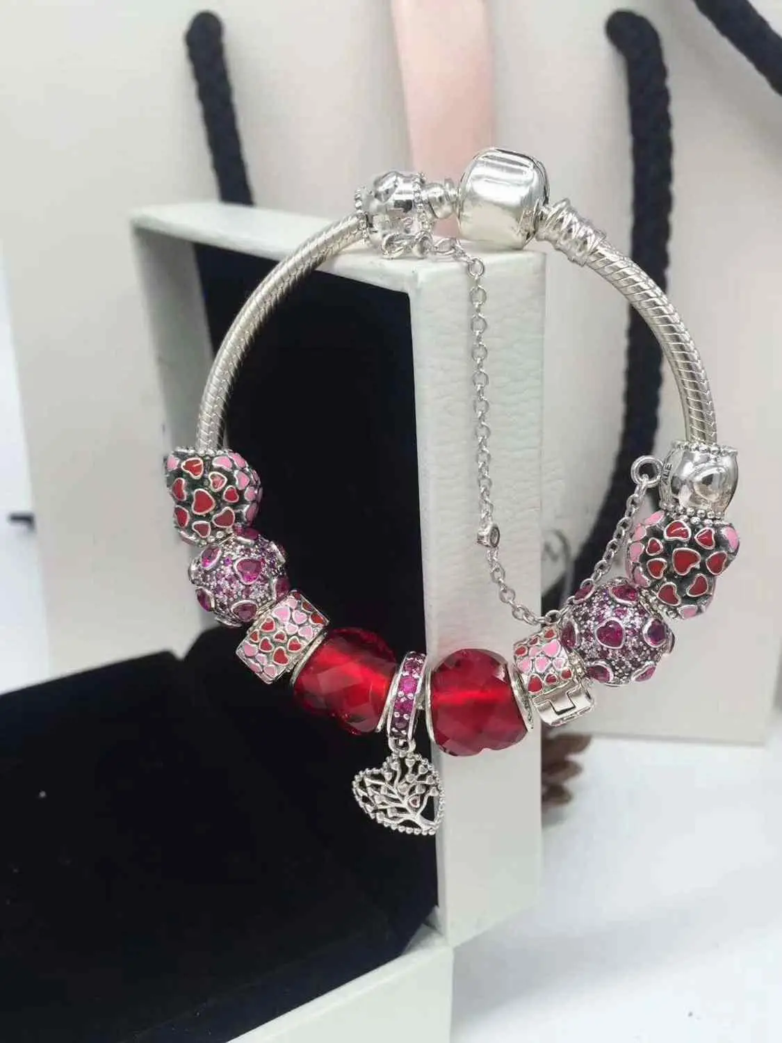 

Kaliyah Store High Quality 1:1 100% 925 Pure Silver Pink Clasp Heart And Soul Printing Bracelet Gift First Choice Free Of Charge