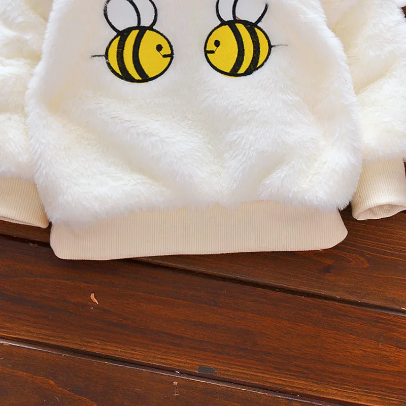 Toddler Girls Cute Cartoon Bees Embroidery Warm Flannel Pullovers Long Sleeve Winter Warm Flocking Hoodies Sweet Tops