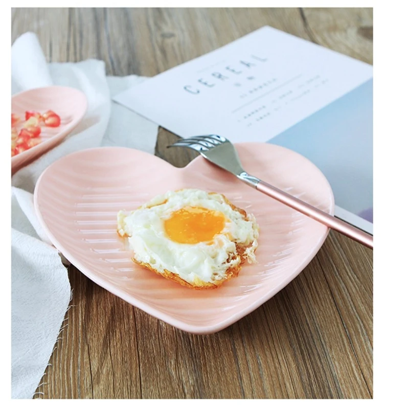 Новинка-креативное блюдо с сердечком, блюдо для закусок, поднос для завтрака, торта и десерта, тарелка соусник, керамическая посуда, кухонная посуда