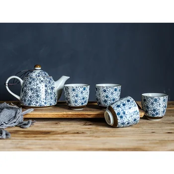 

Ceramics Tea Cups Set Floral Printing Tea Pot Ceramics Teapot Creative Water Jar Set Teaware Kettle with 4pcs Cups