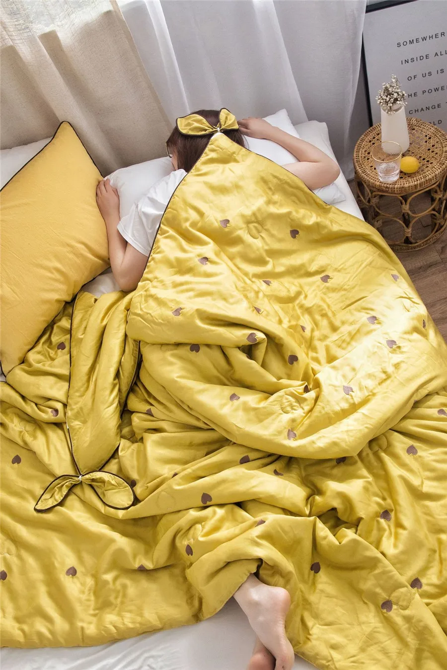 Однотонное летнее тонкое стеганое одеяло с простой вышивкой Love Tencel, воздухопроницаемое одеяло с милым бантиком, свежий ворс, одеяло, простое модное нежное