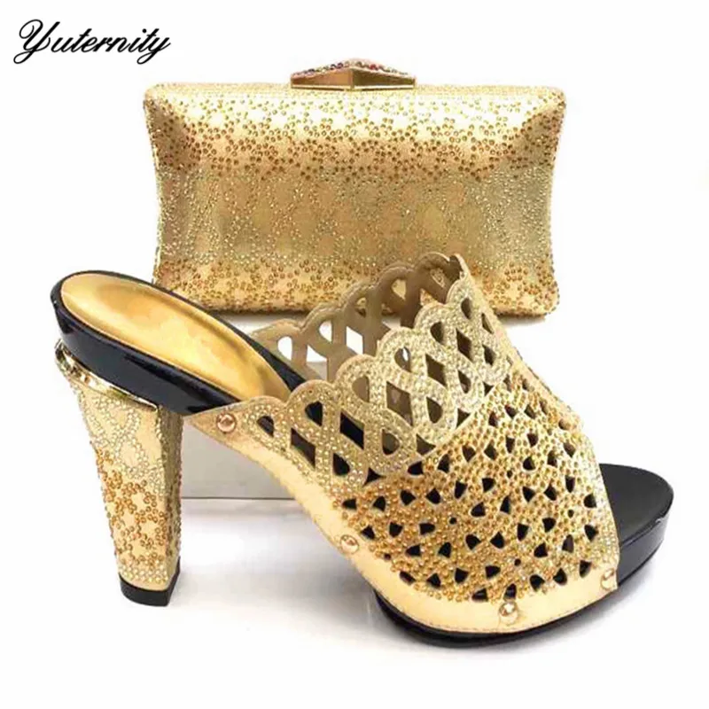 

New Arrival African Gold Color Stones Shoes And Bag Set Summer Hollow Out Slipper Shoes And Bag Set For Wedding Party On Sale