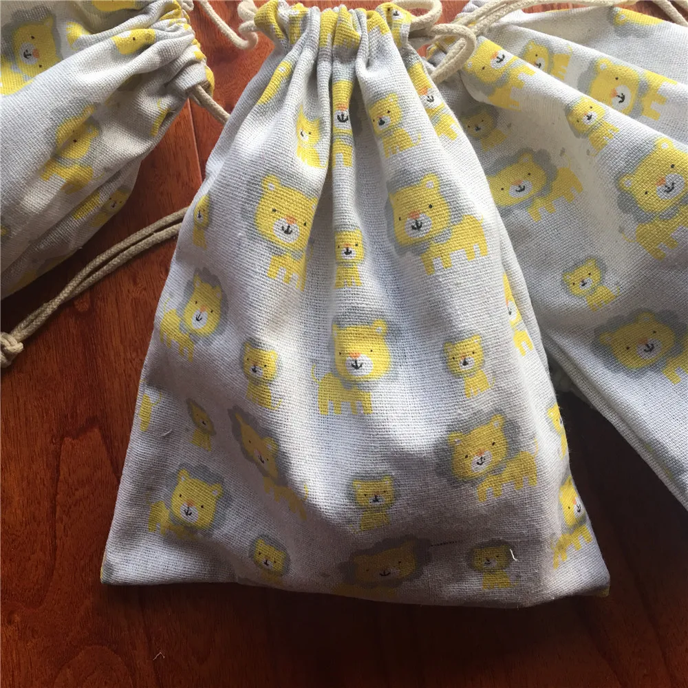 

Cotton Linen Drawstring Eco Multi-purpose Bag Sorted Bag Party Gift Bag Baby Lion YL24b