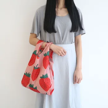 

MJ Bohemian Style Nylon Environmental Shopping Bags Waterproof Shoulder Bag Strawberry Print Tote Handbag Simple Ladies Bags