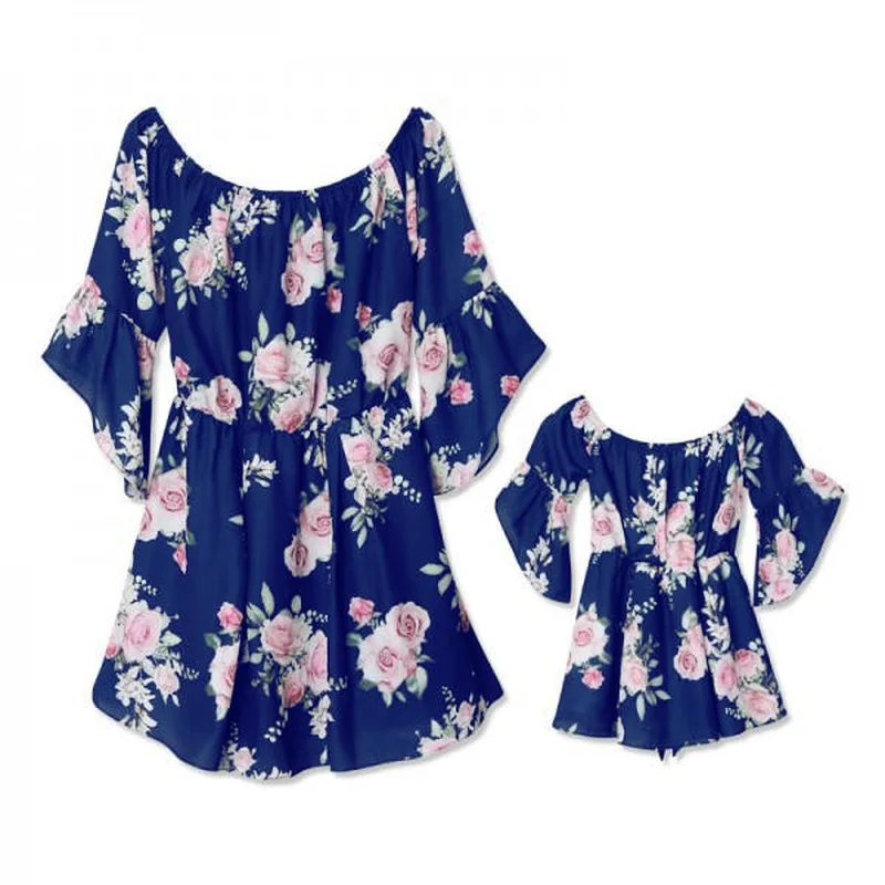 

New Mother Daughter Matching Clothes Mother and Daughter Shoulder Print Ruffled Dress Five Sleeve Family Look Mommy and Me Dress