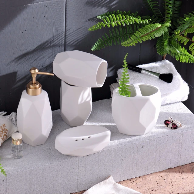 

Nordic bath matte white black simple ceramic bathroom five pieces toothbrush holder lotion bottle soap box bathroom wash set