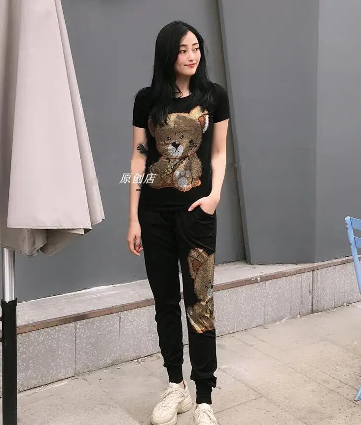 

Fashion 2-Piece summer women's Luxury Sets Young girls Oversized Brand Diamond Slim Tracksuit Hot drill