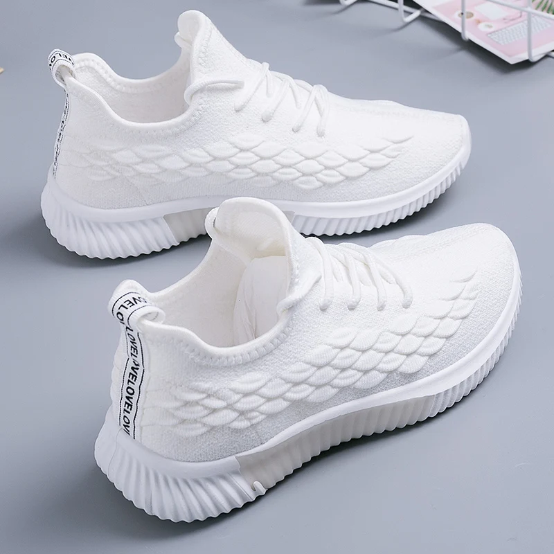 2021 Spring and Autumn Sports Shoes Casual Women's Shoes Breathable Mesh Comfortable Lightweight Soft-soled Running Net Shoes