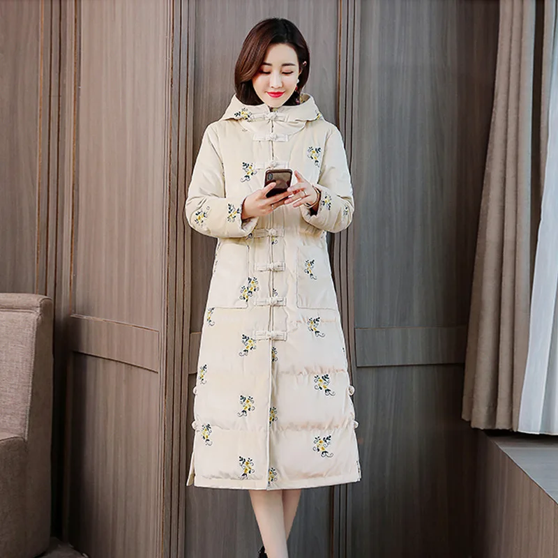 

2018 Winter New Style Embroidered Velvet down Jacket Cotton-padded Clothes Women's Thick Retro Cotton-padded Jacket Coat Cotton-