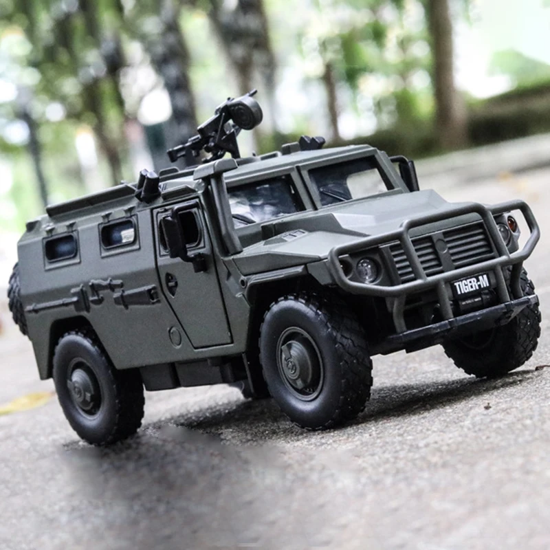 Высокая симуляция 1:32 Сплав Игрушка Русский бронированный автомобиль
