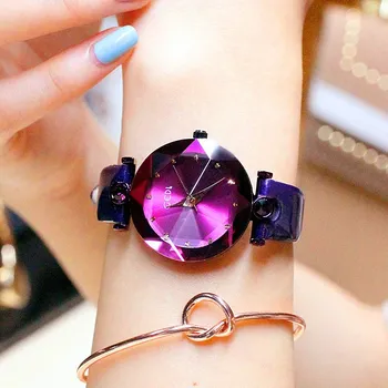 

Women Watches Luxury Diamond Quartz Wristwatch Women Leather Creative Ladies Watch Elegant Female Clock Simple Wrist Watch Woman