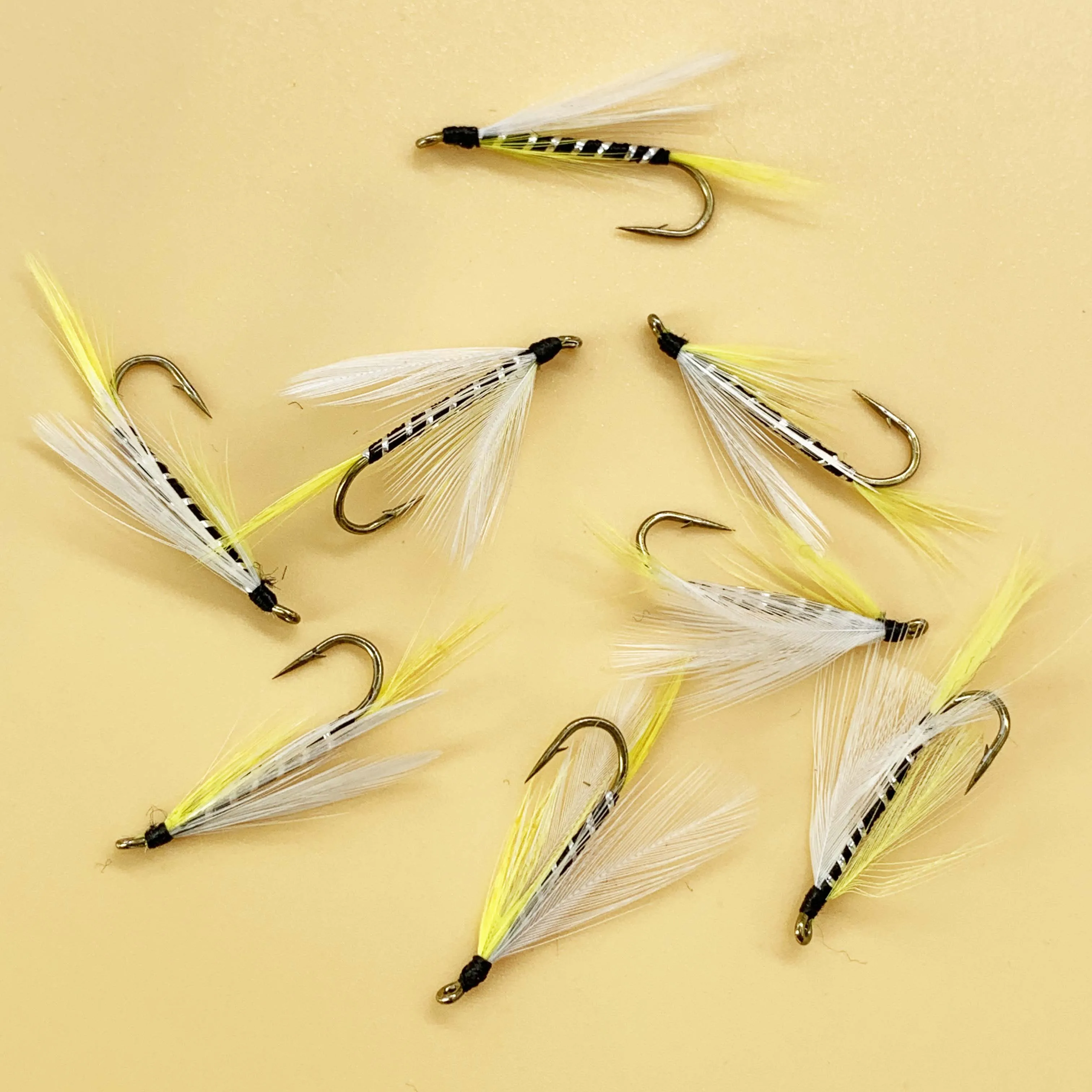 https://ae01.alicdn.com/kf/H5313d8b9e97e40bfa00751f269ae995fB/1-Piece-Fishing-Flies-Realistic-Nymph-Scud-Fly-for-Trout-Fly-Fishing-Streamer-Tying-Artificial-Lure.jpg