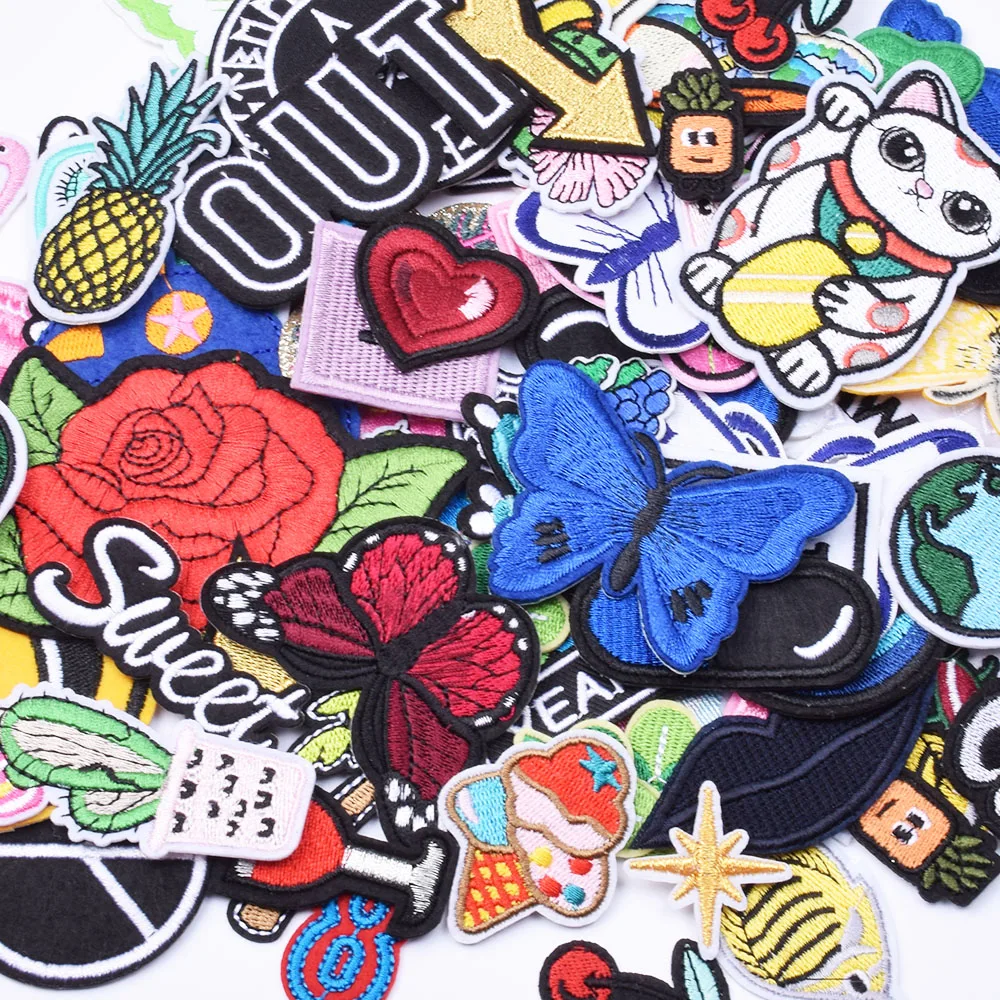 Random Mix DIY Cartoon Pattern Iron-On Patches Embroidery Cloth Chapter Decorative Stickers scrapbook