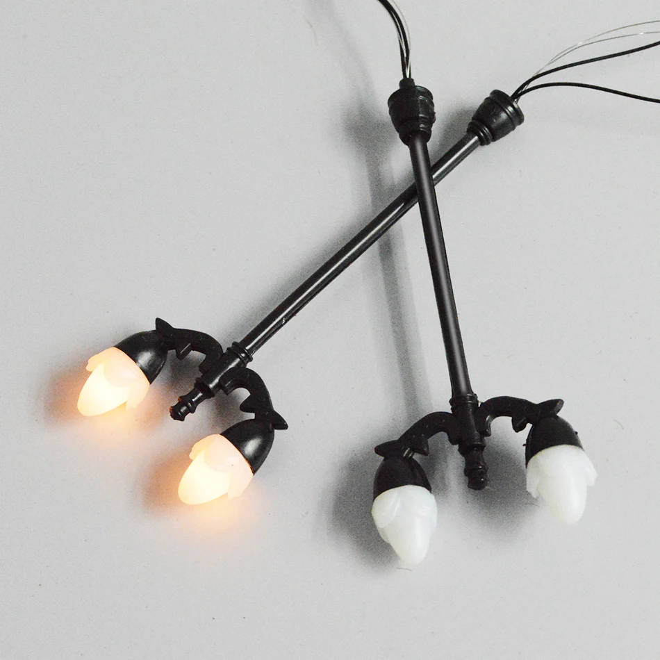 model-light-7