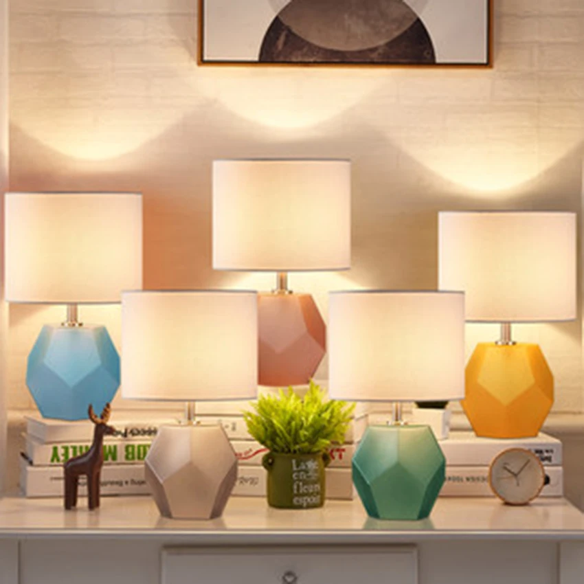 

Nordic LED Rhombic Glass Read Table Lights Modern Design Decoration Table Lamps for Living Room Study Bedroom Bedside Luminaires