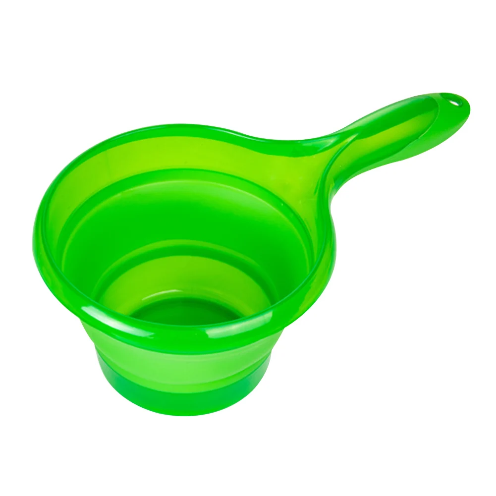 Для ванной складной утолщенной ручкой домашний водный ковш прозрачный Легкий твердый практичный PP Кухонный подвесной тип многофункциональный - Цвет: Зеленый