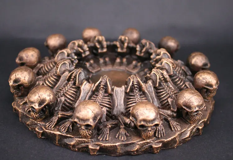 [Funny] 18cm Unique devil Skeleton Gollum resin figure statue toy ashtray Collection model living room desk decoration gift