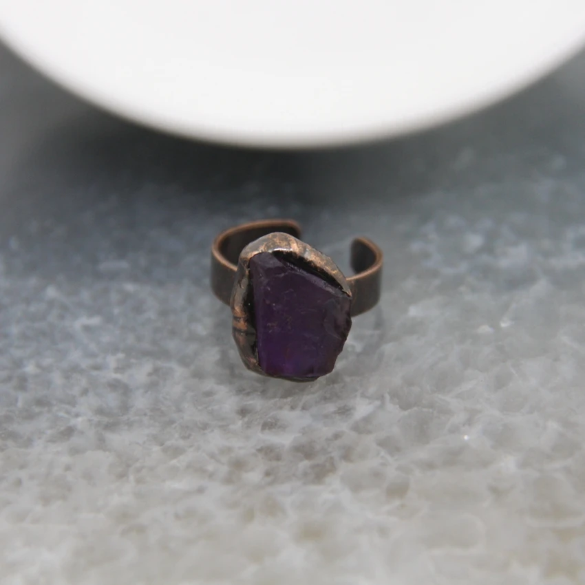 Irregular Raw Amethysts Nugget Adjustable Ring,Healing Crystal Purple Quartz Finger Ring For Women Stylish Jewelry Gift