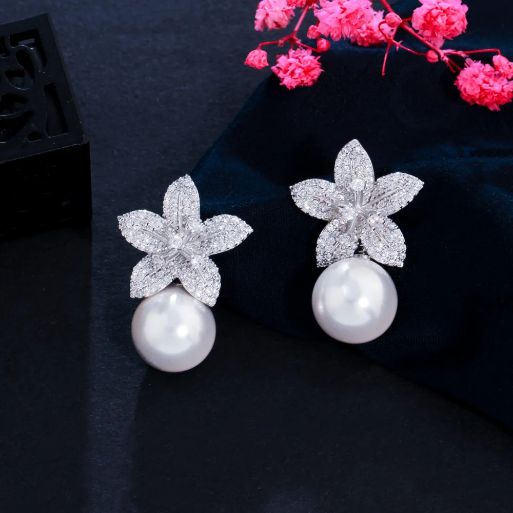CWWZircons Noble White Gold Color Dangle Drop Pearl Cubic Zirconia Lovely Geometric Flower Earrings for Women Chic Jewelry CZ973