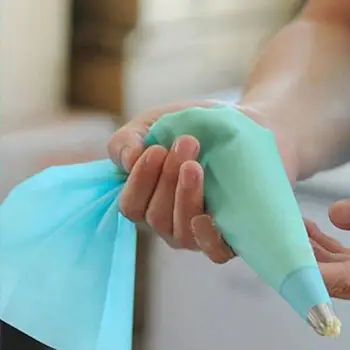 

durable flexible practical 3 Sizes Silicone Reusable Icing Piping Cream Pastr1y Bag DIY Cake Decorating Tool