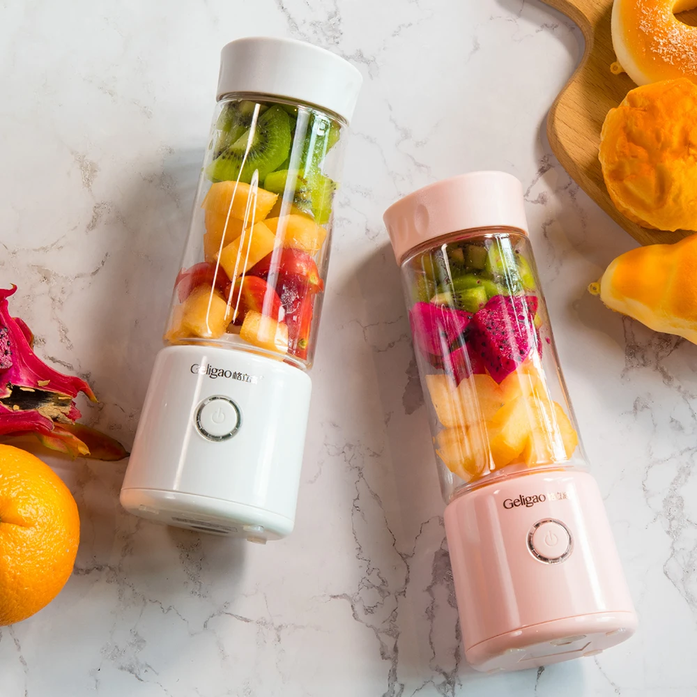 

Portable Size USB Electric Fruit Juicer Handheld Smoothie Maker Blender Stirring Rechargeable Mini Portable Juice Cup Water