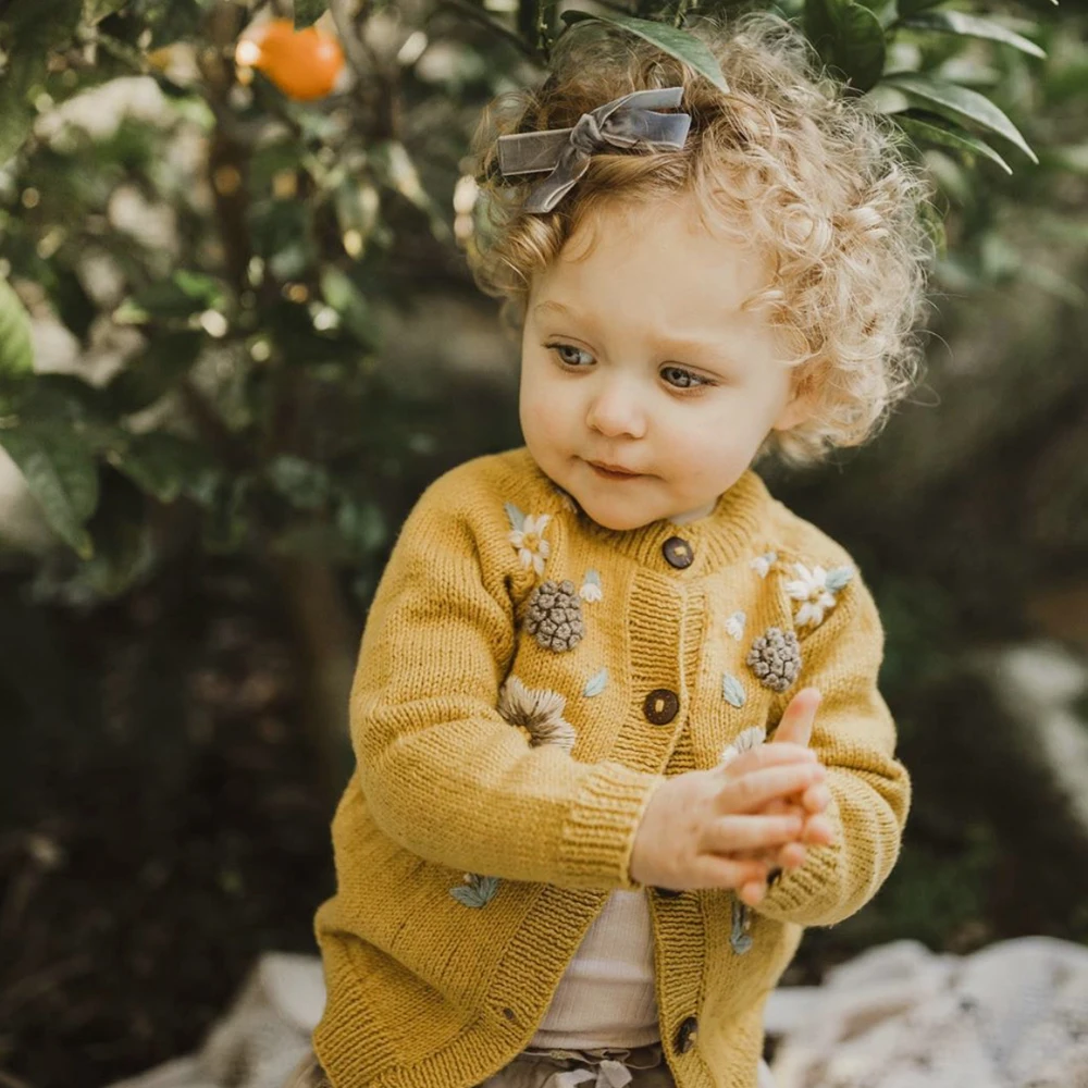 

1932 Baby Girl Knitted Cardigan 2019 Autumn 1-3-5 Year Old Girl's Handmade Embroidered Flowers Wool Sweater Girls Tops