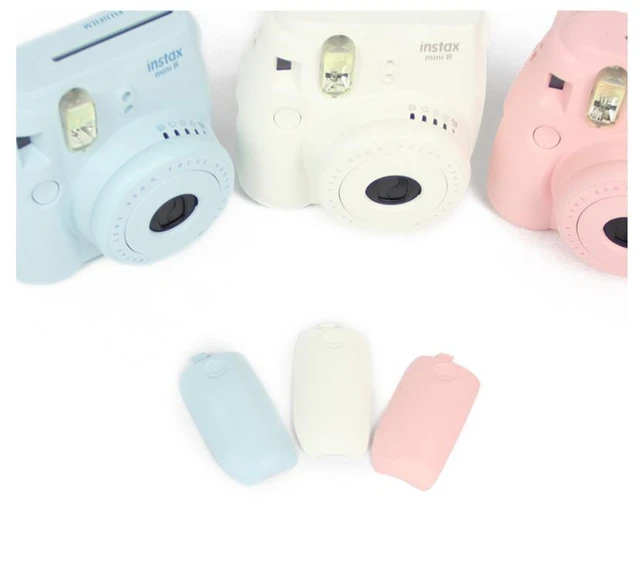 FujiFilm Instax Mini 8 with Strap and Batteries (White)