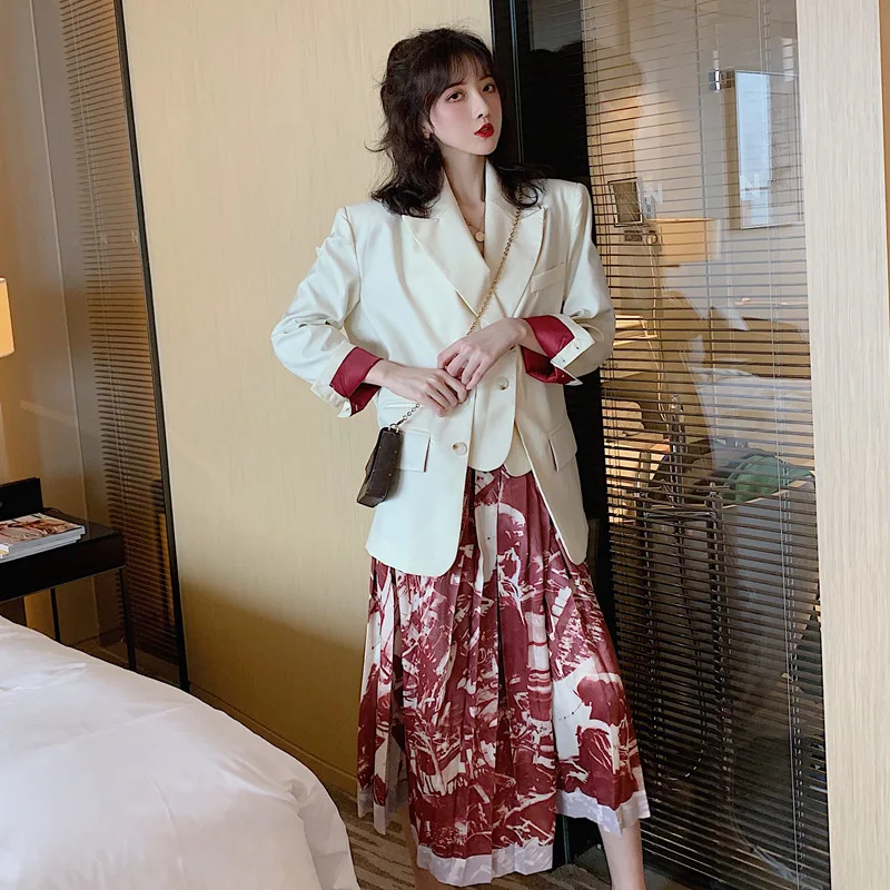

2019 New Style Korean-style Non-mainstream Long Sleeve Online Celebrity Leisure Suit Women's Autumn Sense of Design Contrast Col