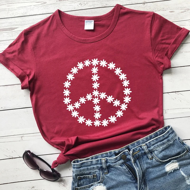 

Daisy Peace Sign T-shirt Cute Women Boho Peace Love Tshirt Aesthetic Be Kind Graphic Tee Shirt Top