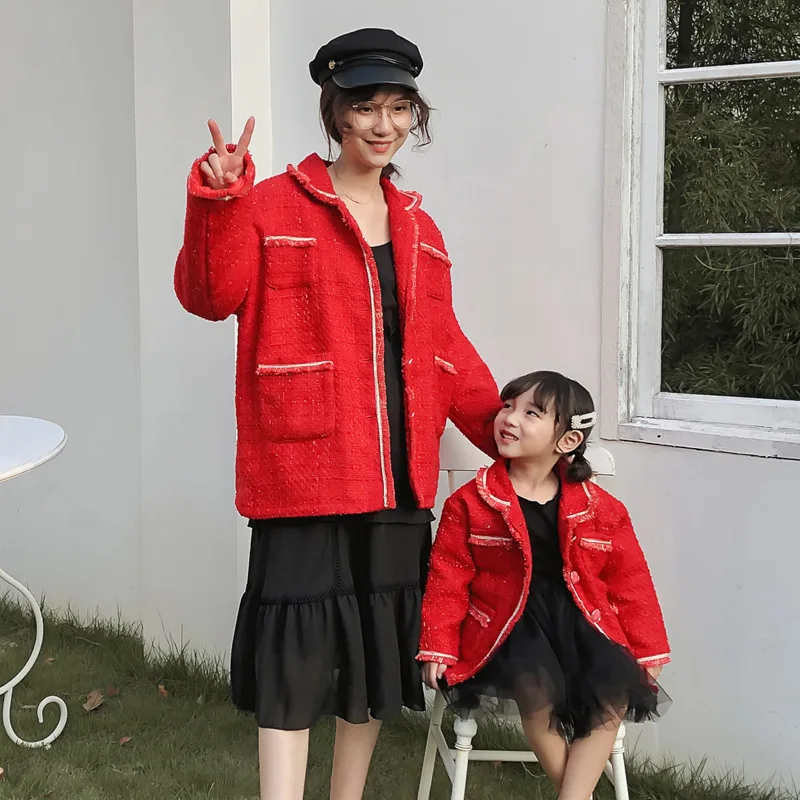 Family Matching Outfits Coats Winter New Mother and Daughter Clothes Luxury Brand Design Golden Red Mom Baby Wedding Dress