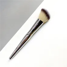 bdbeaute 227 flawless blush brush- Angled Fluffy powder creamy blush and highlighter brush