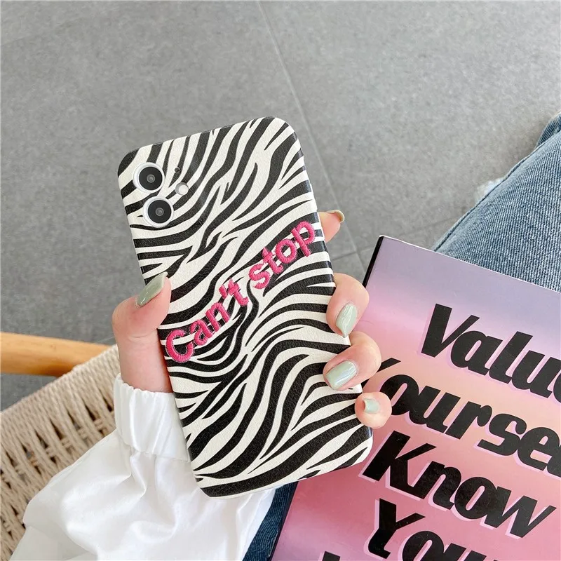 

Cute Embroidered zebra pattern Phone Cover Case For Iphone X 11 pro Xs Max Xr 10 8 7 Plus SE 4.7 Luxury pu leather Coque Fundas