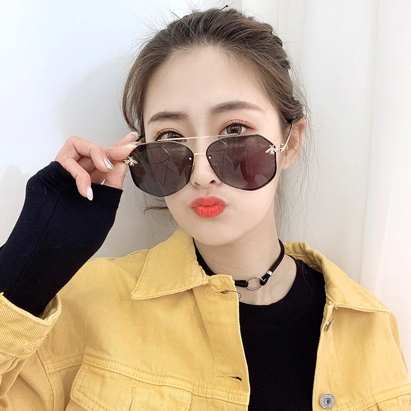 2020 New European and American Sunglasses Female Korean Version of the Tide Square Frame UV400 Protection ins Glasses