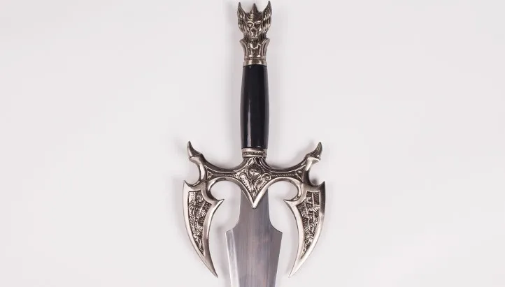 World of Warcraft Rogue Stealth's красочный меч, металлический костюм, реквизит, не Окантованный
