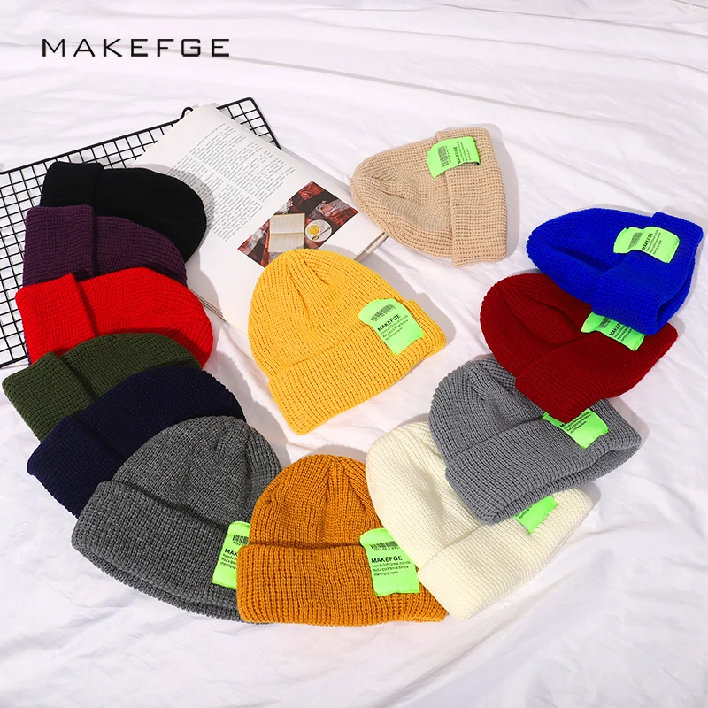 

Knit Hat for Men/Women Winter Warm Hats Femal Beanie Candy Color Cotton Hedging Cap Casual Ladies Skullcap Letter Label Caps New